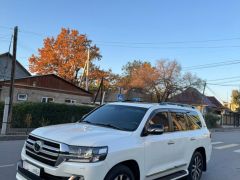 Photo of the vehicle Toyota Land Cruiser