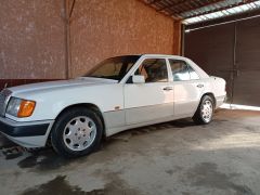 Сүрөт унаа Mercedes-Benz W124