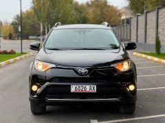 Сүрөт унаа Toyota RAV4