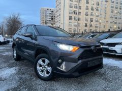 Сүрөт унаа Toyota RAV4