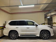 Сүрөт унаа Lexus LX