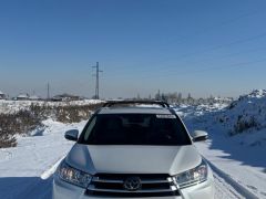 Photo of the vehicle Toyota Highlander