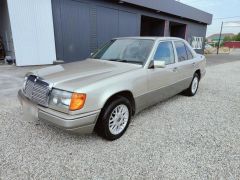 Фото авто Mercedes-Benz W124