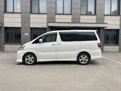 Сүрөт унаа Toyota Alphard