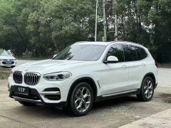 Photo of the vehicle BMW X3