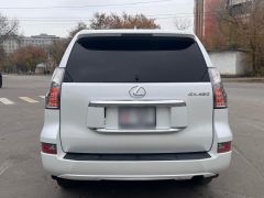 Photo of the vehicle Lexus GX