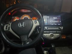 Фото авто Honda Jazz