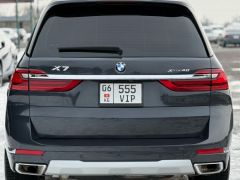 Фото авто BMW X7