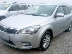 Сүрөт унаа Kia Ceed