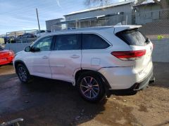 Сүрөт унаа Toyota Highlander