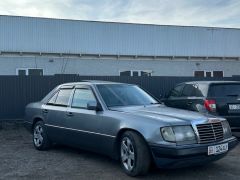 Сүрөт унаа Mercedes-Benz W124