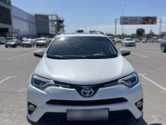 Photo of the vehicle Toyota RAV4