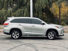 Photo of the vehicle Toyota Highlander