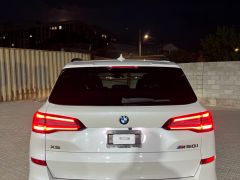 Photo of the vehicle BMW X5