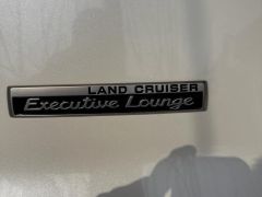 Photo of the vehicle Toyota Land Cruiser