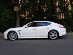 Фото авто Porsche Panamera