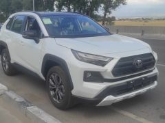 Сүрөт унаа Toyota RAV4