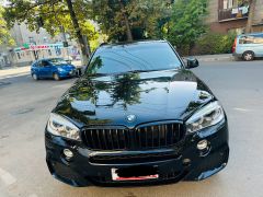 Photo of the vehicle BMW X5