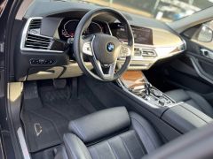 Photo of the vehicle BMW X7