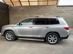 Сүрөт унаа Toyota Highlander