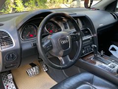 Сүрөт унаа Audi Q7