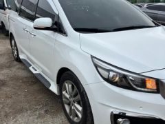 Сүрөт унаа Kia Carnival