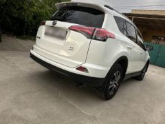 Сүрөт унаа Toyota RAV4