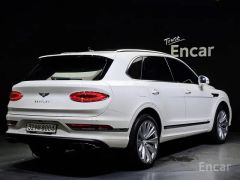 Сүрөт унаа Bentley Bentayga