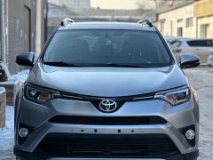 Сүрөт унаа Toyota RAV4