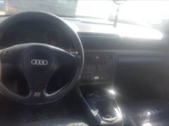 Photo of the vehicle Audi A4