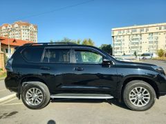 Фото авто Toyota Land Cruiser Prado