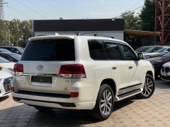 Сүрөт унаа Toyota Land Cruiser