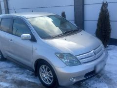 Photo of the vehicle Toyota Ist