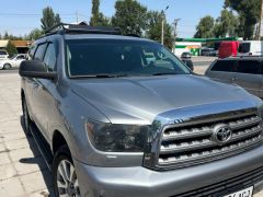 Фото авто Toyota Sequoia