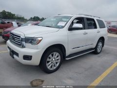 Фото авто Toyota Sequoia