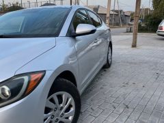 Сүрөт унаа Hyundai Elantra