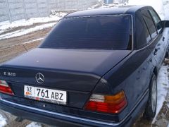 Фото авто Mercedes-Benz W124