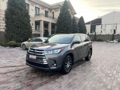 Сүрөт унаа Toyota Highlander