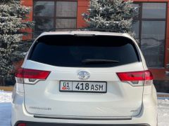 Сүрөт унаа Toyota Highlander