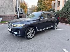 Photo of the vehicle BMW X7