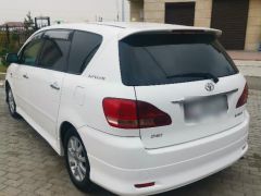 Фото авто Toyota Ipsum