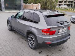 Photo of the vehicle BMW X5