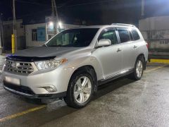 Photo of the vehicle Toyota Highlander