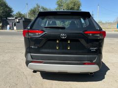 Сүрөт унаа Toyota RAV4