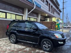 Photo of the vehicle Lexus GX