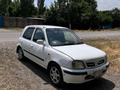 Photo of the vehicle Nissan March