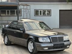 Сүрөт унаа Mercedes-Benz W124