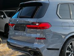 Сүрөт унаа BMW X7