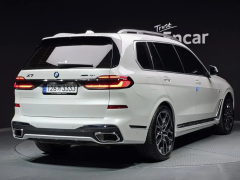 Фото авто BMW X7