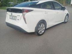 Сүрөт унаа Toyota Prius